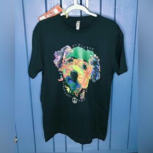 New Peace Pup Graphic Tee Medium Groovy Art To Wear Casual Boho Dog Lover